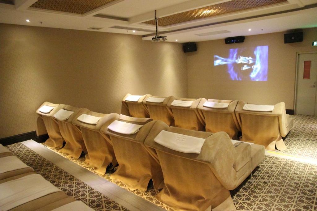 Water Way Hotel Гуанчжоу Экстерьер фото
