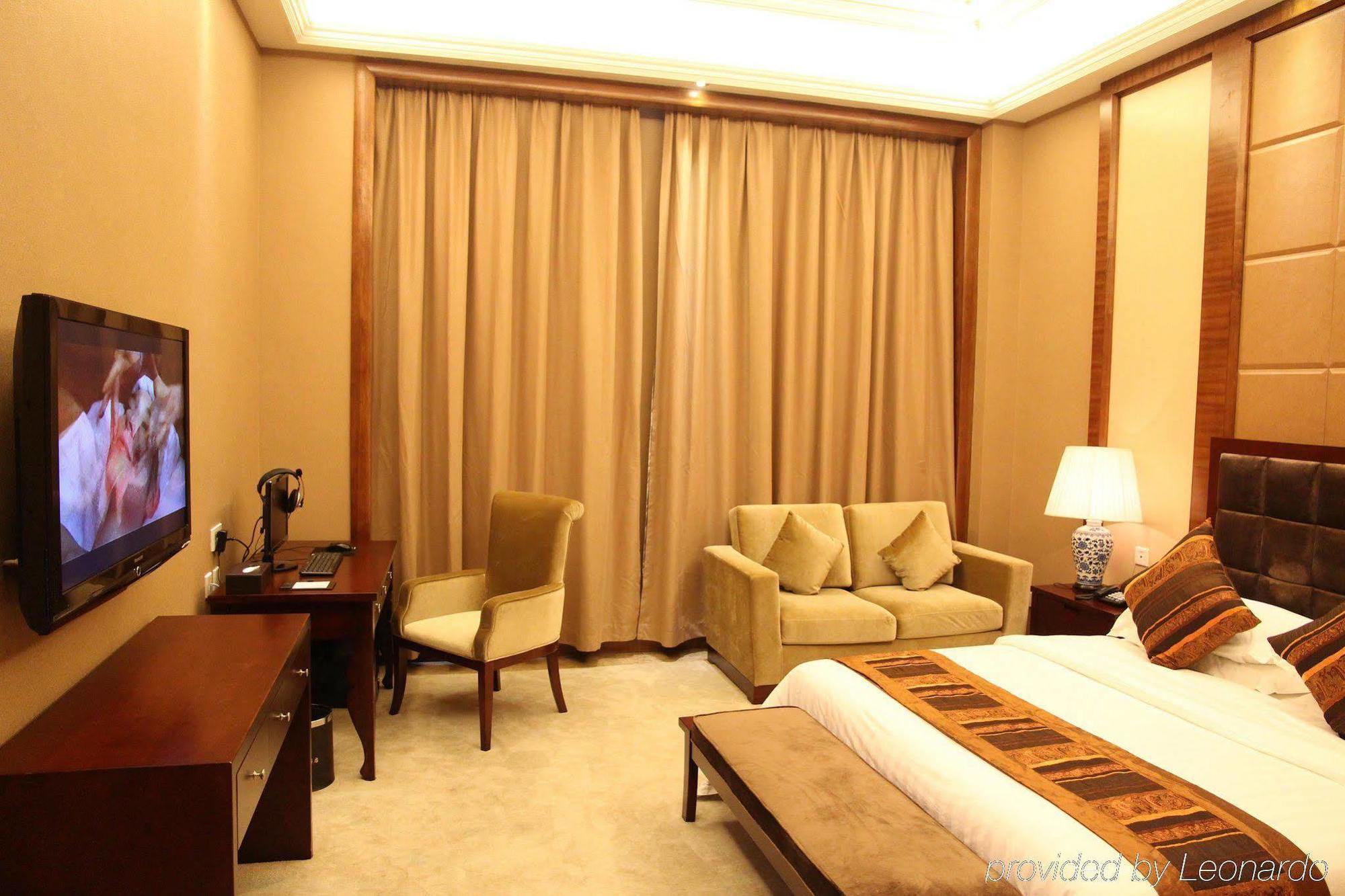 Water Way Hotel Гуанчжоу Экстерьер фото