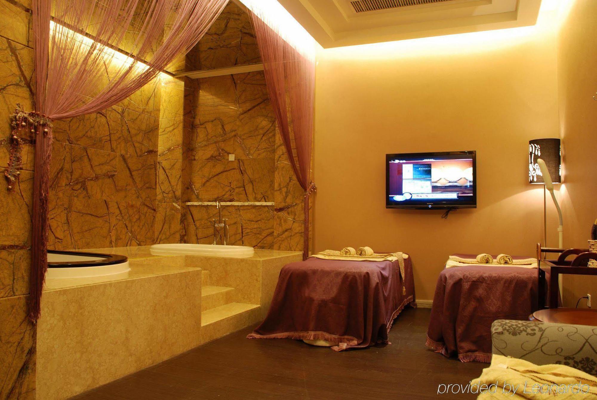 Water Way Hotel Гуанчжоу Экстерьер фото