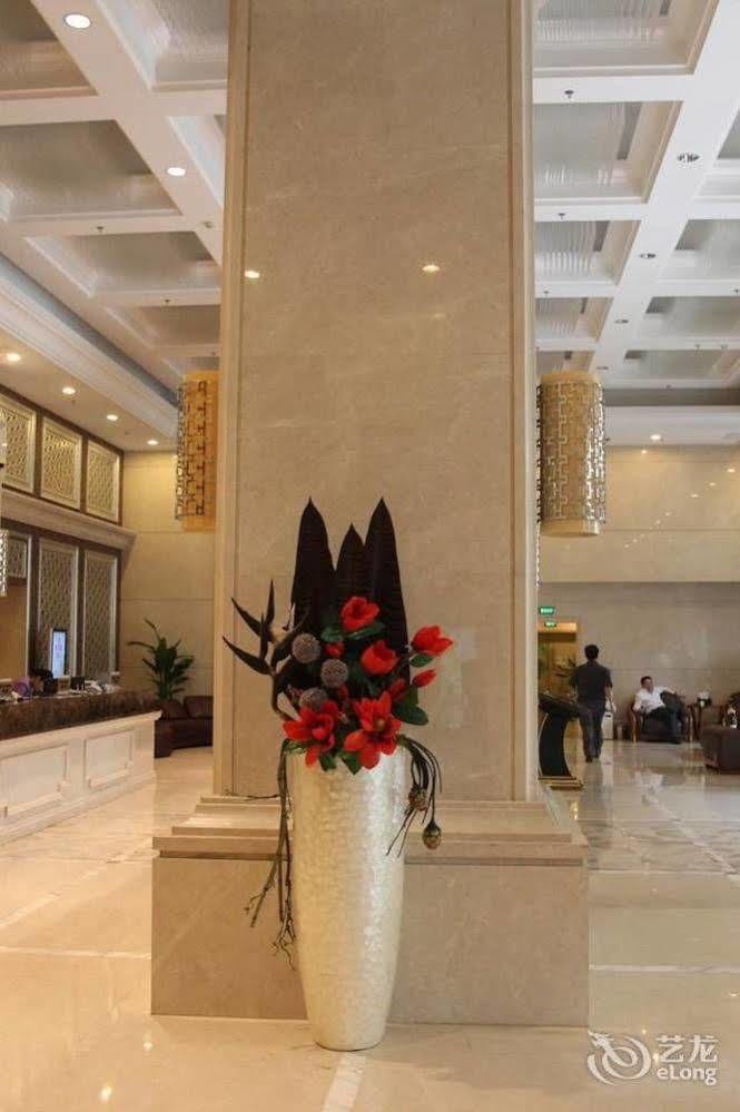 Water Way Hotel Гуанчжоу Экстерьер фото